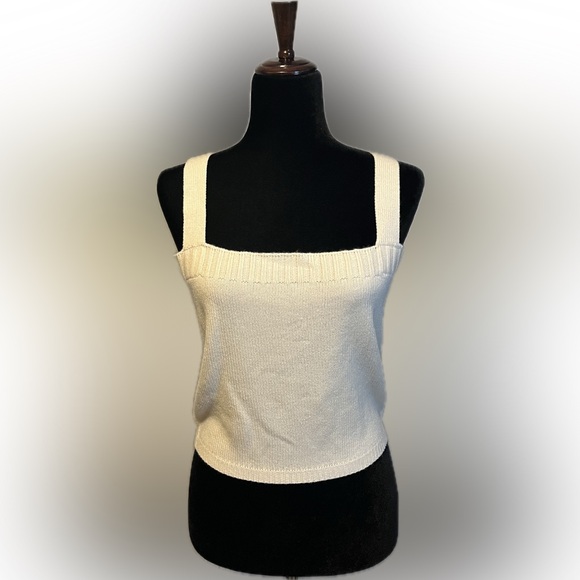 Sugarlips Tops - Sugar Lips Square-Neck Sweater Tank Top size M